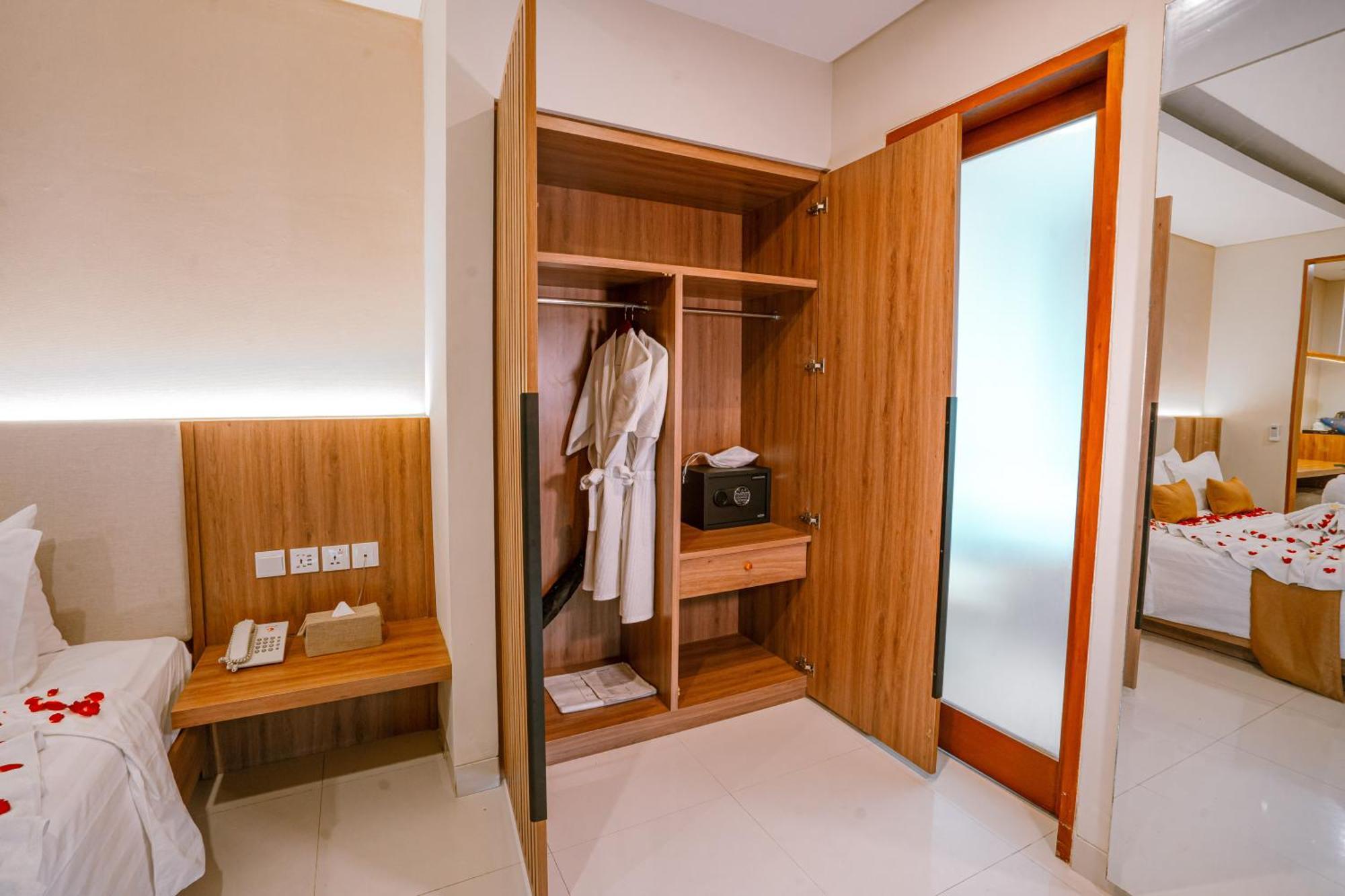 The Sakaye Villas & Spa Legian Szoba fotó